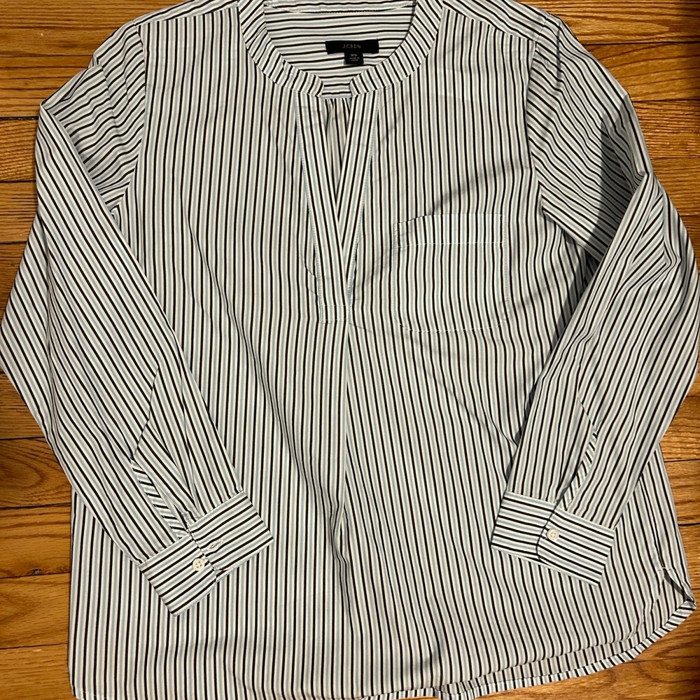 NWT-J.Crew-v-neck cotton poplin long-sleeve popover top in stripe, XS